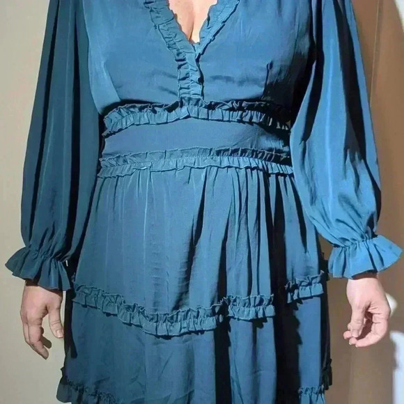 Women's Long Sleeve Dress Casual V-Neck Solid Color A-Line Mid Waist Dress Fall - Picture 4 of 5